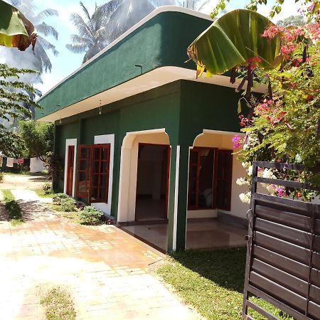 Inn On The Bay Home Passikudah ภายนอก รูปภาพ